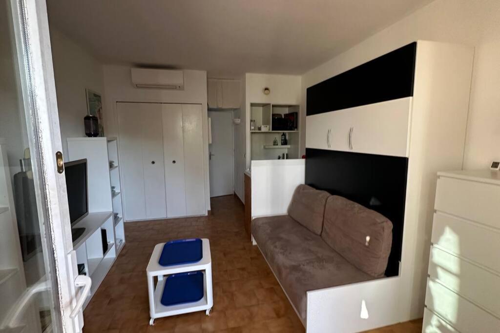 Studio Coin Nuit Ferme 4 Personnes - Les Mas De La Plage Санари-сюр-Мер Экстерьер фото